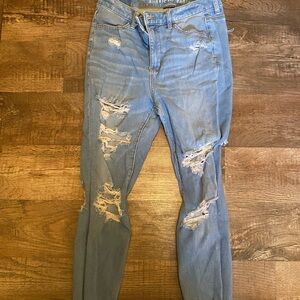 American Eagle Outfitters Light Blue Distressed Skinny Jeans